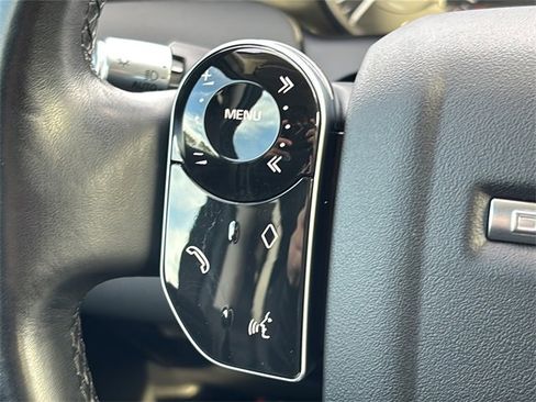 Used 2020 Land Rover Discovery Sport image 26
