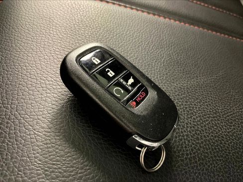 Used 2024 Honda Pilot TrailSport image 35