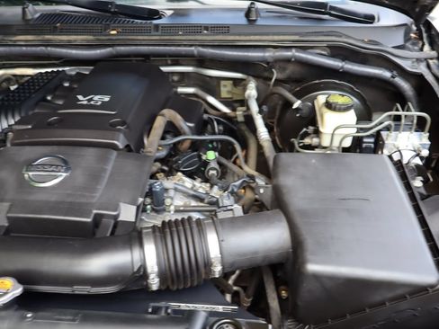 Used 2014 Nissan Frontier SV AWD/4WD image 36