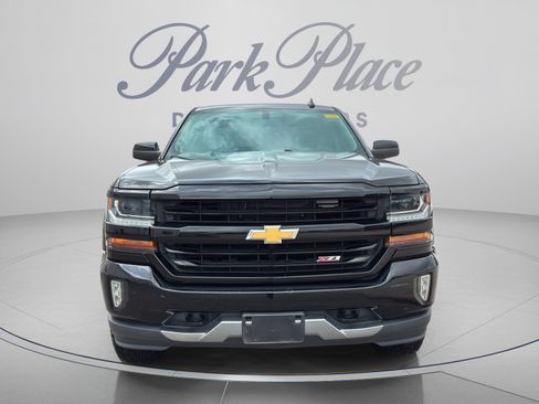 Used 2018 Chevrolet Silverado 1500 LT w/ Texas Edition AWD/4WD image 9