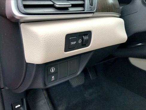 Used 2020 Honda Accord EX-L image 29