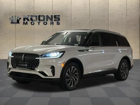 New 2027 Lincoln Aviator AWD image 1