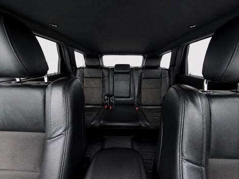Used 2021 Jeep Grand Cherokee Laredo X AWD/4WD image 19