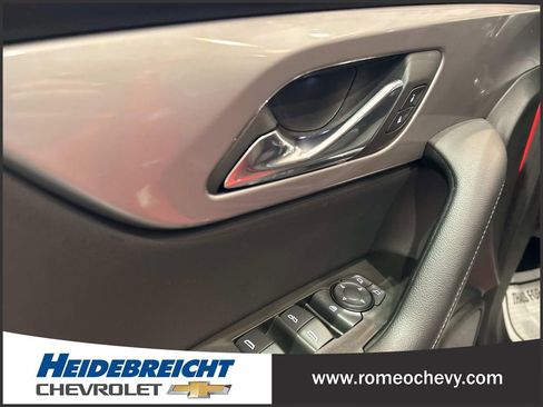 Certified 2024 Chevrolet Blazer LT w/ Convenience Package image 11