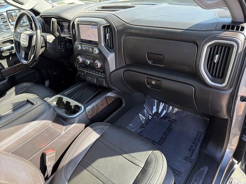 Used 2019 GMC Sierra 1500 Denali w/ Denali Ultimate Package AWD/4WD image 29