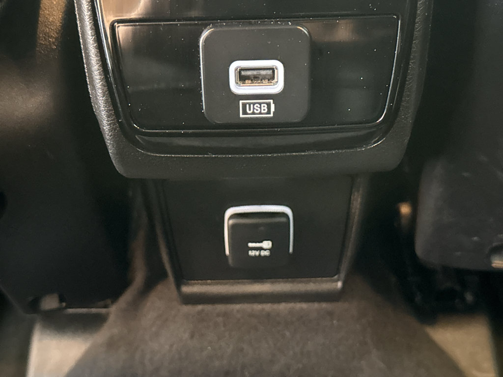 Used 2024 Jeep Compass Latitude AWD/4WD image 12
