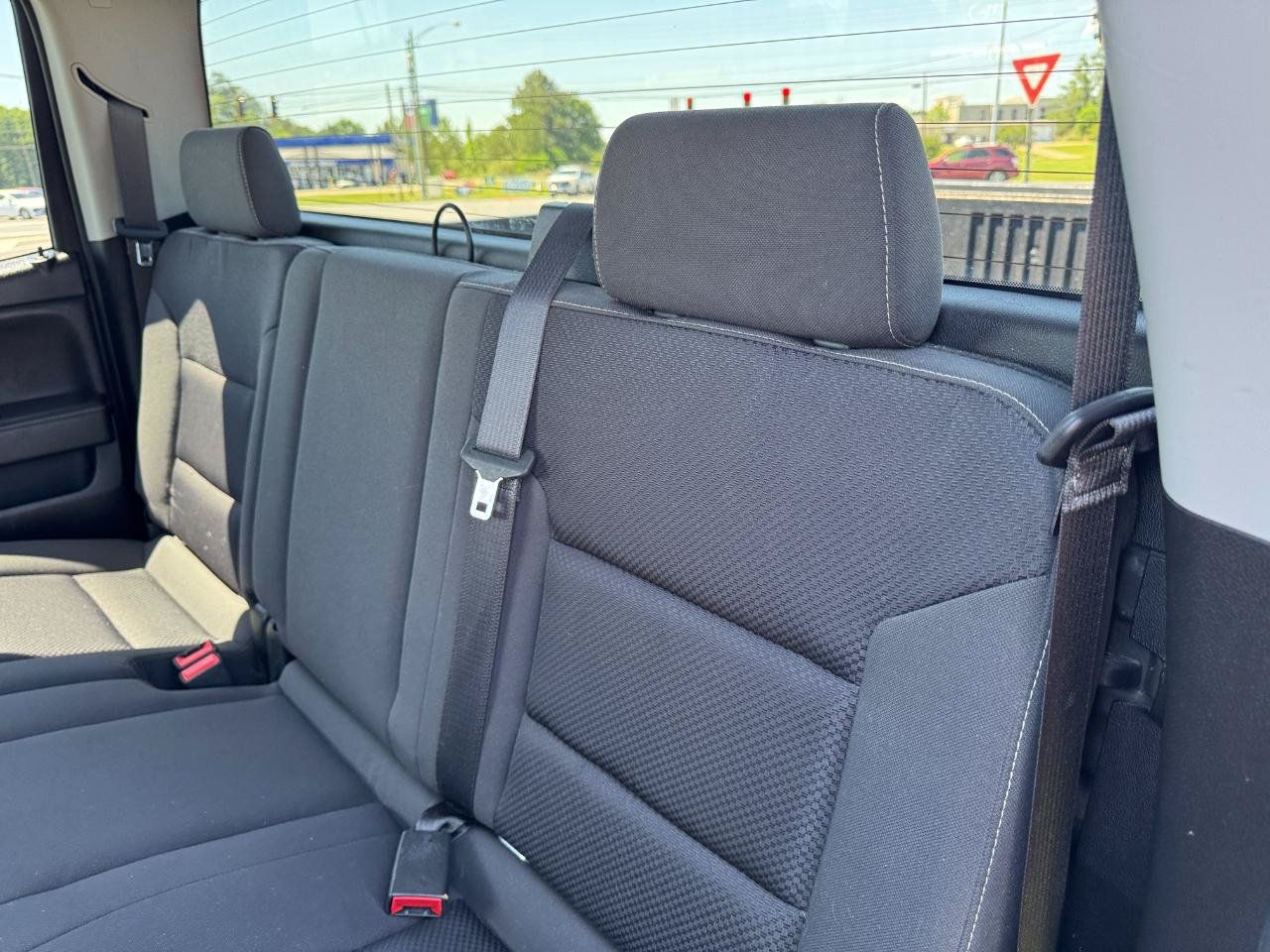 Used 2019 GMC Sierra 1500 SLE w/ SLE Value Package AWD/4WD image 22