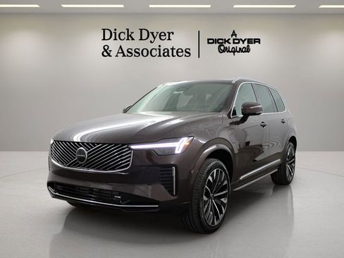New 2026 Volvo XC90 T8 Core AWD/4WD image 6