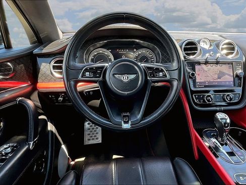 Used 2020 Bentley Bentayga AWD/4WD image 8