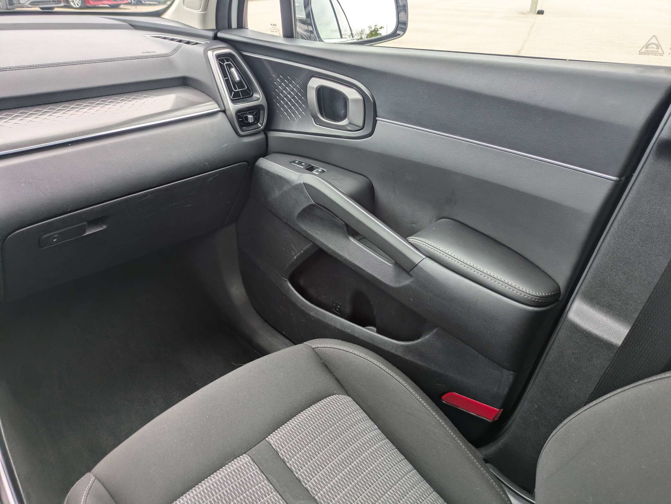 Certified 2023 Kia Sorento LX FWD image 17