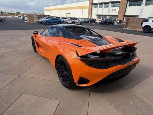 Used 2025 McLaren 750S Spider RWD image 7