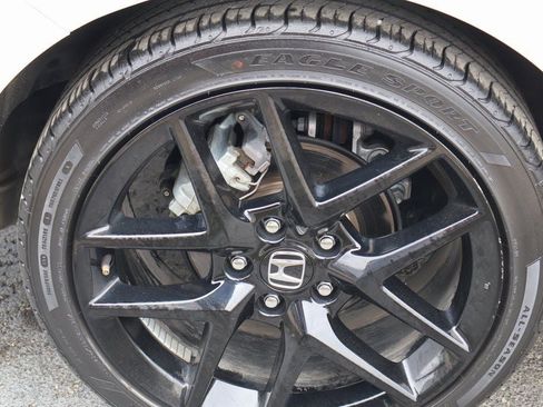 Used 2023 Honda Civic Sport image 7