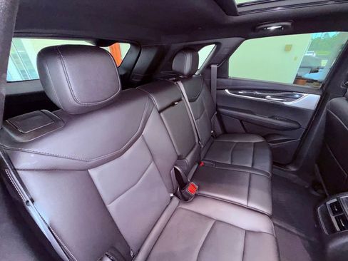 Used 2021 Cadillac XT5 Premium Luxury AWD/4WD image 12