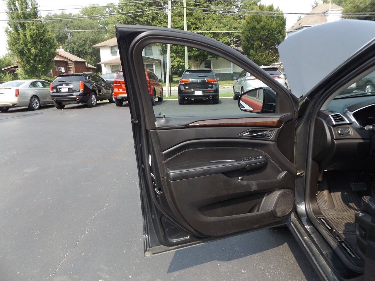 Used 2014 Cadillac SRX Luxury AWD/4WD image 18