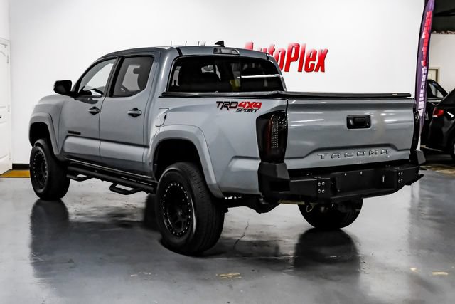 Used 2021 Toyota Tacoma TRD Sport AWD/4WD image 14