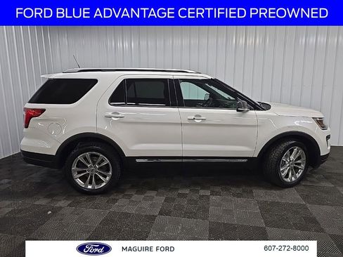 Certified 2019 Ford Explorer XLT w/ Equipment Group 202A AWD/4WD image 3