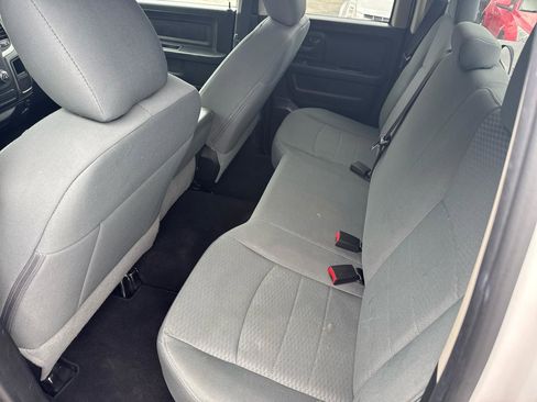 Used 2018 RAM 1500 Express w/ Express Value Package AWD/4WD image 11