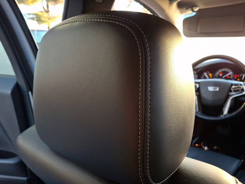 Used 2017 Cadillac XTS Luxury image 13