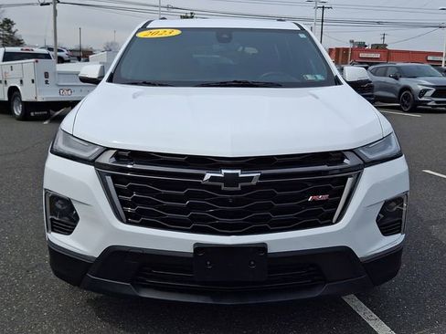 Certified 2023 Chevrolet Traverse RS w/ LPO, Floor Liner Package image 2