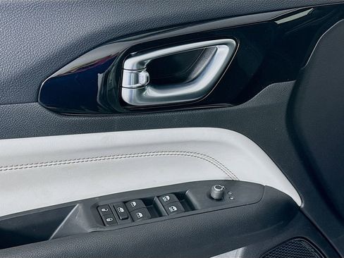 New 2026 Jeep Compass Limited image 22