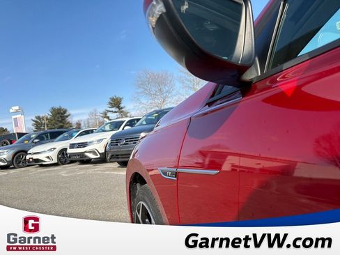 Used 2021 Volkswagen Passat 2.0T R-Line image 35