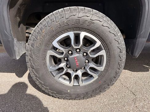 Used 2022 GMC Sierra 2500 SLT w/ SLT Convenience Package image 28