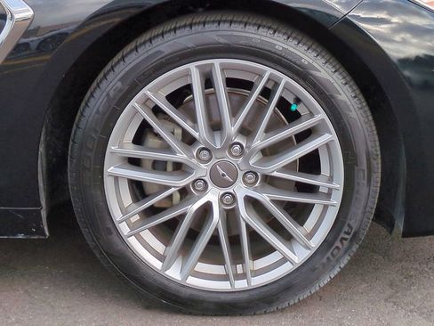 Used 2021 Genesis G70 2.0T image 10