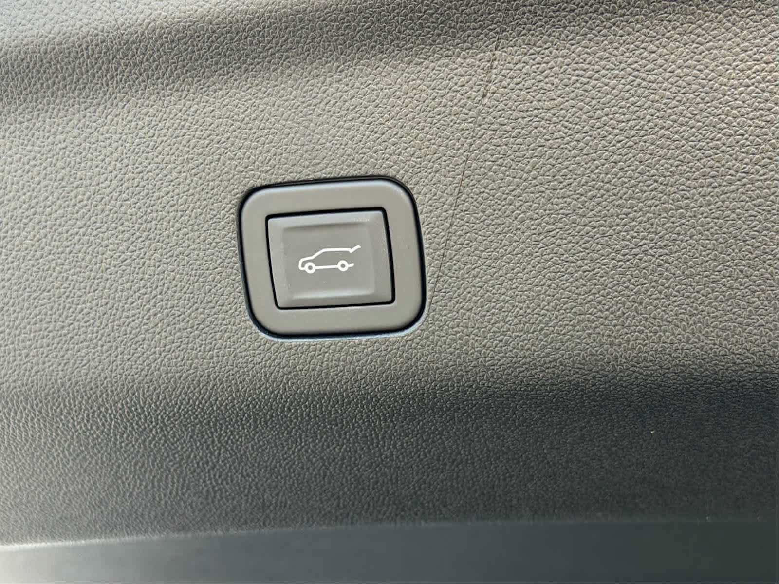 New 2026 Chevrolet Tahoe High Country AWD/4WD image 37