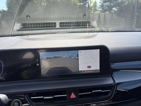 Used 2025 Kia Seltos S FWD image 24