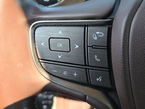 Used 2018 Lexus LS 500 AWD image 18