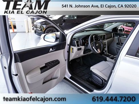 Certified 2021 Kia Sportage LX FWD image 34