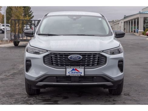 Used 2025 Ford Escape Active w/ Cold Weather Package image 8