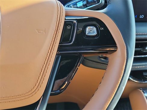 Certified 2025 Lincoln Aviator Black Label w/ Jet Appearance Package image 14