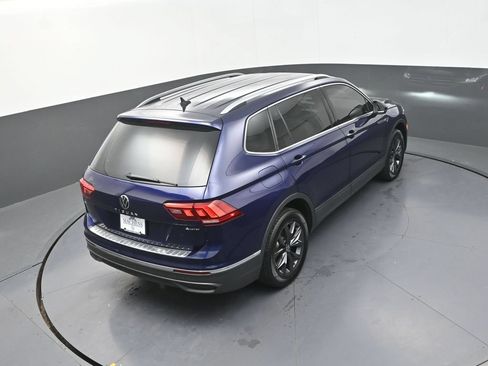 Used 2022 Volkswagen Tiguan SE AWD/4WD image 21
