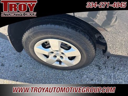 Used 2013 Nissan Rogue S image 19