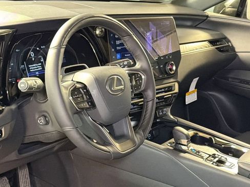 New 2026 Lexus RX 450h AWD w/ Convenience Package image 16