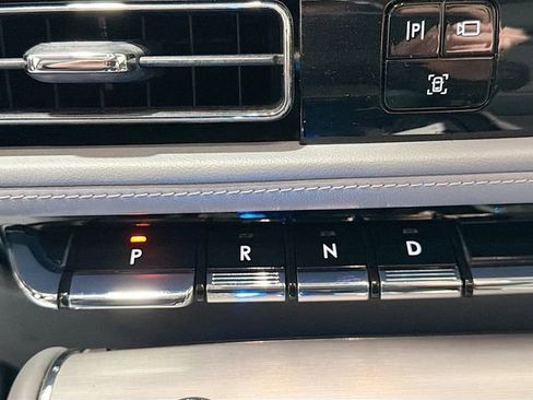 Used 2021 Lincoln Aviator Reserve w/ Equipment Group 208A image 16