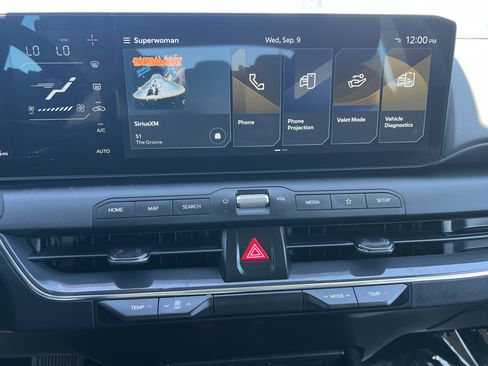 Certified 2025 Kia K4 EX FWD image 28