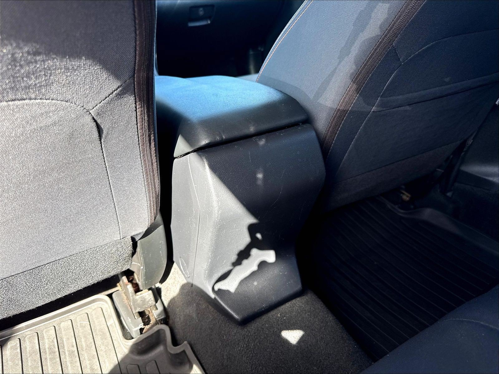 Used 2018 Subaru Crosstrek 2.0i Premium AWD/4WD image 13