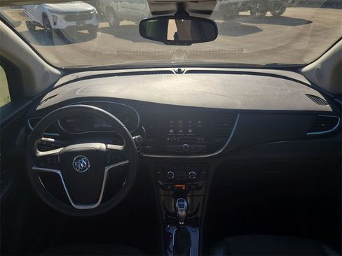 Used 2022 Buick Encore Preferred image 21