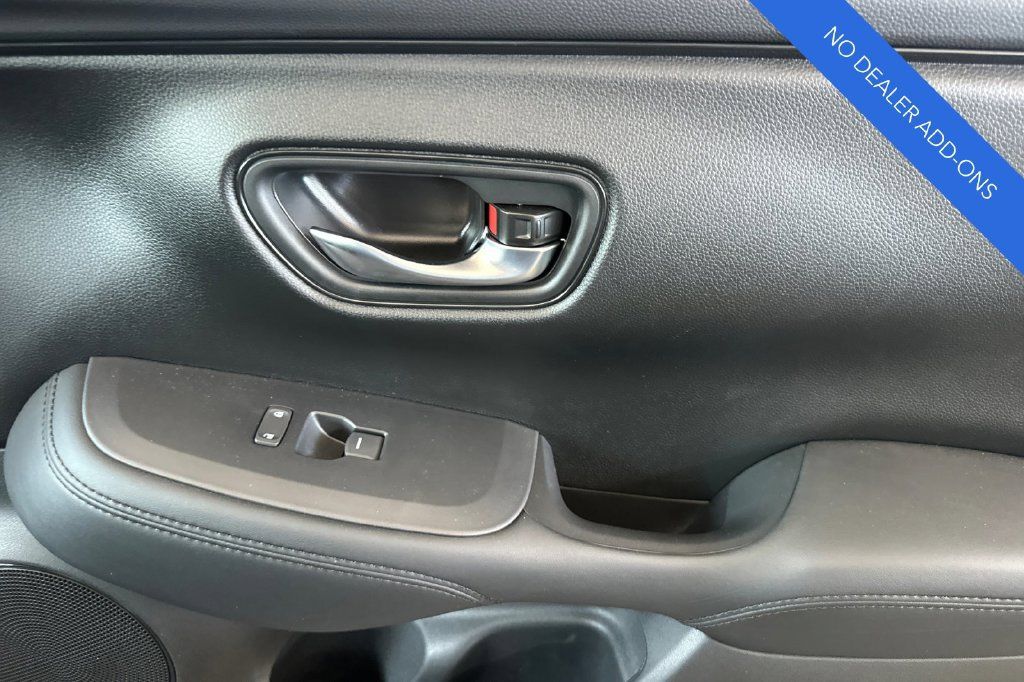 Certified 2027 Honda HR-V LX image 19