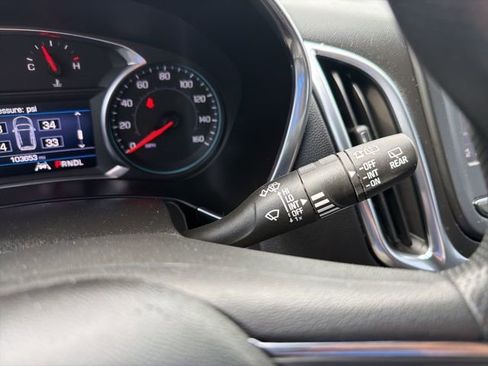 Used 2021 Chevrolet Equinox LT AWD/4WD image 42