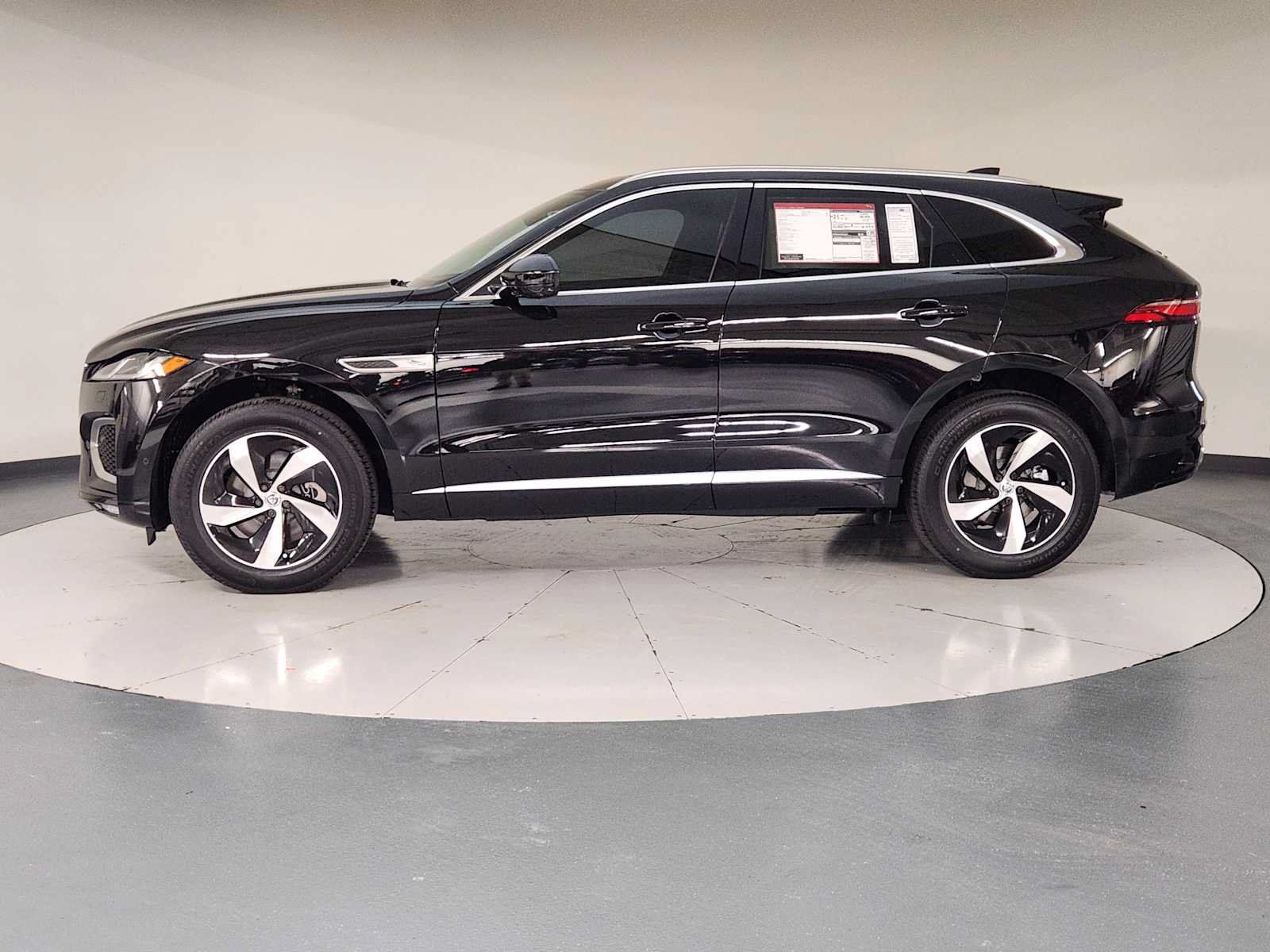 New 2026 Jaguar F-PACE R-Dynamic S AWD/4WD image 5