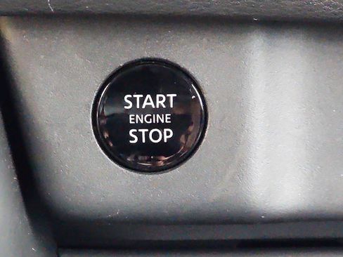 Certified 2024 Nissan Rogue SV image 22