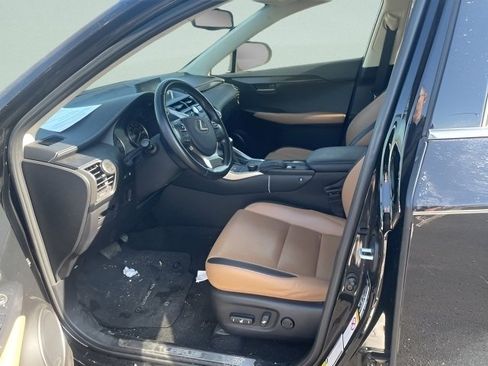Used 2017 Lexus NX 200t FWD image 18