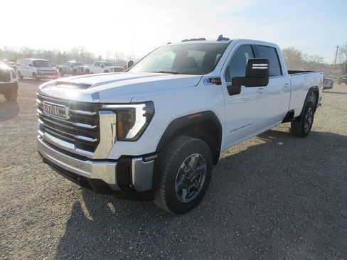 New 2026 GMC Sierra 3500 SLE w/ SLE Value Package image 11