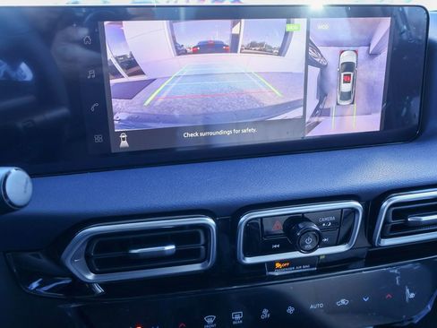 New 2026 Nissan Sentra SL image 4