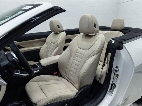 New 2026 BMW 440i xDrive Convertible image 23