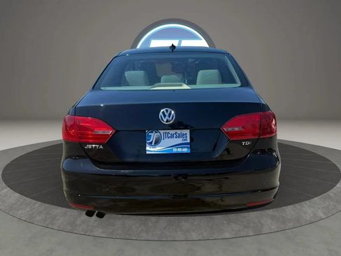 Used 2014 Volkswagen Jetta TDI FWD image 8