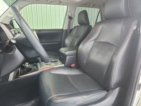 Used 2019 Toyota 4Runner Limited AWD/4WD image 18